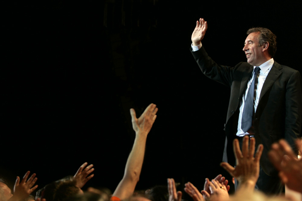 Francois Bayrou a Pau pour son dernier meeting.