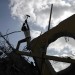 RECONSTRUCTION EN HAITI. thumbnail