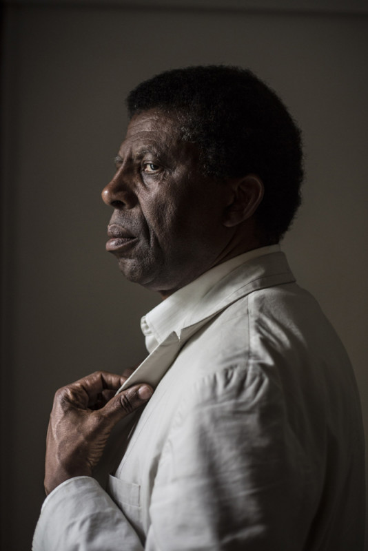 PORTRAIT DE L'ECRIVAIN DANY LAFERRIERE.