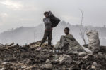 ACTION DE L'ASA, SOUTENUE PAR LA FONDATION RAOUL FOLLEREAU, POUR LA REINSERTION DE FAMILLES VENANT DE BIDONVILLES DANS LES CAMPAGNES. thumbnail