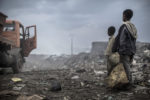 ACTION DE L'ASA, SOUTENUE PAR LA FONDATION RAOUL FOLLEREAU, POUR LA REINSERTION DE FAMILLES VENANT DE BIDONVILLES DANS LES CAMPAGNES. thumbnail