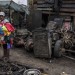 ACTION DE L'ASA, SOUTENUE PAR LA FONDATION RAOUL FOLLEREAU, POUR LA REINSERTION DE FAMILLES VENANT DE BIDONVILLES DANS LES CAMPAGNES. thumbnail