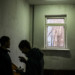 UN VILLAGE SUR LA LIGNE DE FRONT UKRAINIENNE. thumbnail