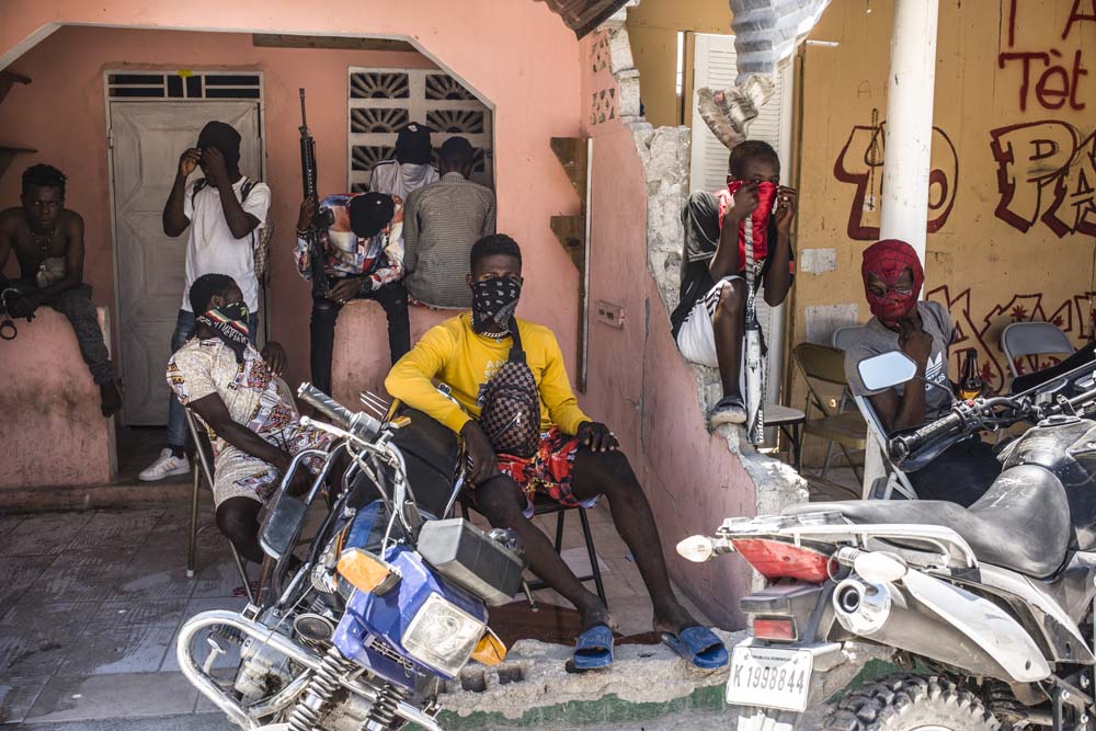 REPORTAGE SUR LES CONSEQUENCES DE LA GUERRE DES GANGS A PORT-AU-PRINCE.