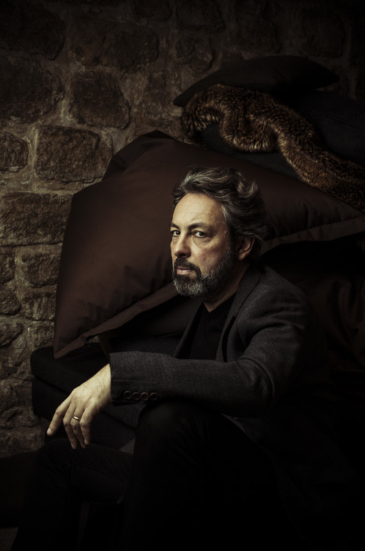 PORTRAIT DU SCENARISTE XAVIER DORISON.