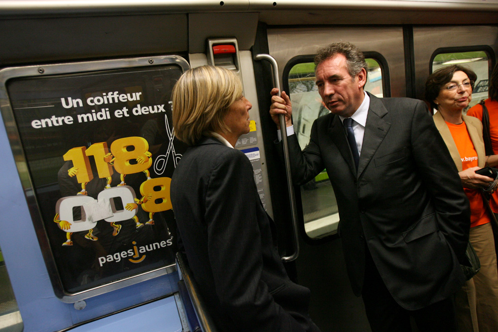 BAYROU036