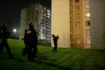 4EME NUIT A VILLIERS-LE-BEL. LA POLICE EFFECTUE DES PATROUILLES DE SURVEILLANCE DANS LA CITE. thumbnail