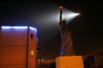 4EME NUIT A VILLIERS-LE-BEL. LA POLICE EFFECTUE DES PATROUILLES DE SURVEILLANCE DANS LA CITE. thumbnail