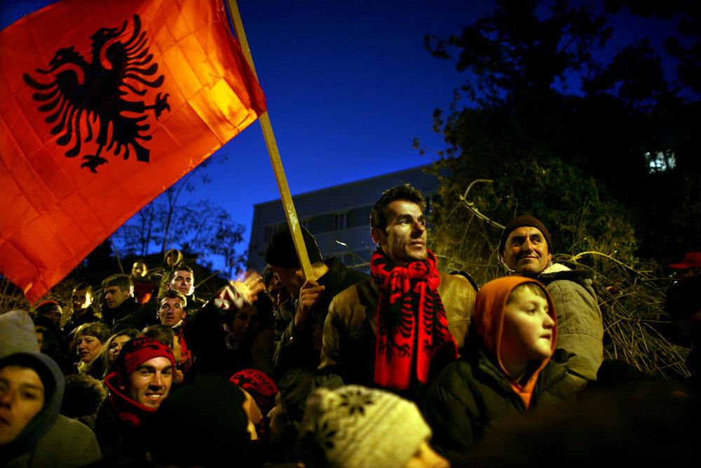 INDEPENDANCE DU KOSOVO.