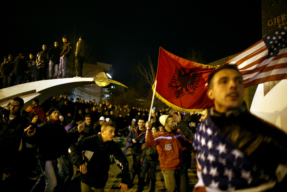 INDEPENDANCE DU KOSOVO.