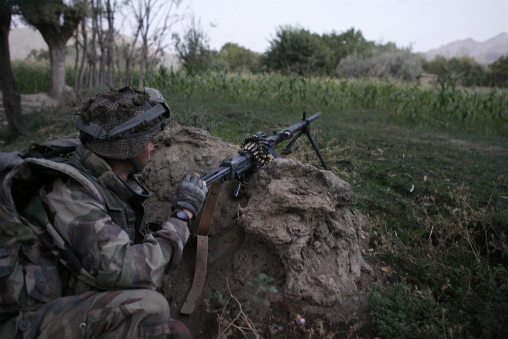 LE 8EME RPIMA EN PATROUILLE DANS LA VALLEE DE NIJRAB, EN KAPISA.