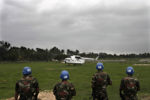 REPORTAGE: 2 MOIS APRES LE SEISME, DANS LA CAMPAGNE HAITIENNE. thumbnail