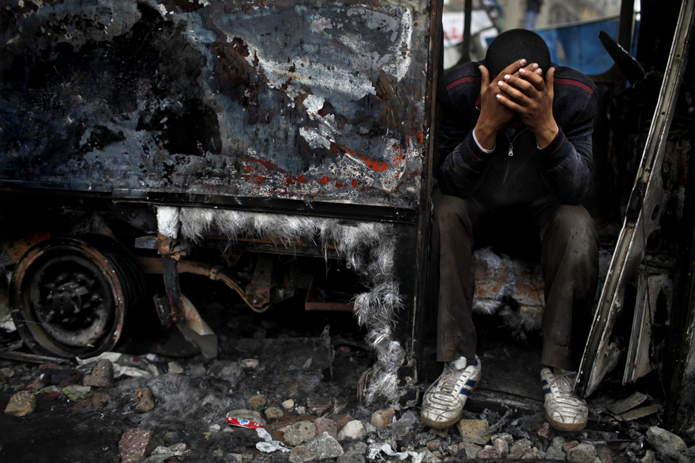 VIE QUOTIDIENNE SUR LES BARRICADES DE LA PLACE TAHRIR, AU CAIRE.