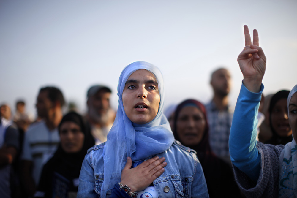 LE DERNIER MEETING POLITIQUE DU PARTI ISLAMIQUE ENNAHDHA A TUNIS, DEUX JOURS AVANT LES ELECTIONS DE   L 'ASSEMBLEE CONSTITUANTE.