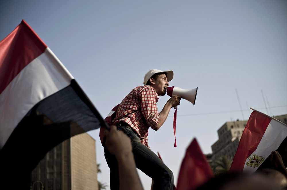 RASSEMBLEMENT SUR LA PLACE TAHRIR POUR DENONCER LE COUP INSTITUTIONNEL DES MILITAIRES AU POUVOIR.