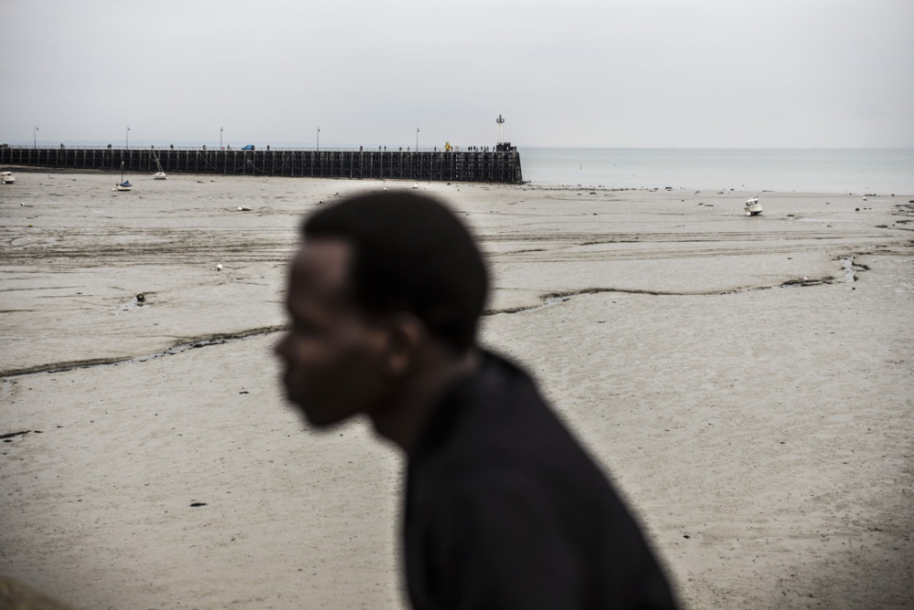 VIE QUOTIDIENNE AU CAO DE CANCALE, OU UNE SOIXANTAINE DE REFUGIES VENUS DE CALAIS ONT ETE ACCUEILLIS.