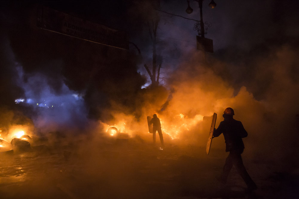 MOUVEMENT PRO-EUROPEEN EN UKRAINE: OCCUPATION DE LA PLACE DE L'INDEPENDANCE A KIEV PAR LES OPPOSANTS AU PRESIDENT IANOUKOVITCH.