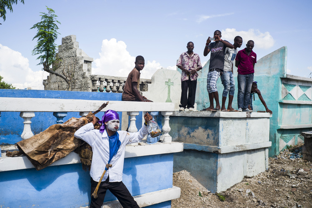 FETE DES MORTS A PORT-AU-PRINCE.