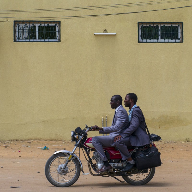 © Corentin Fohlen/ Divergence. Ndjamena, tchad. 28 mai 2014. Serie