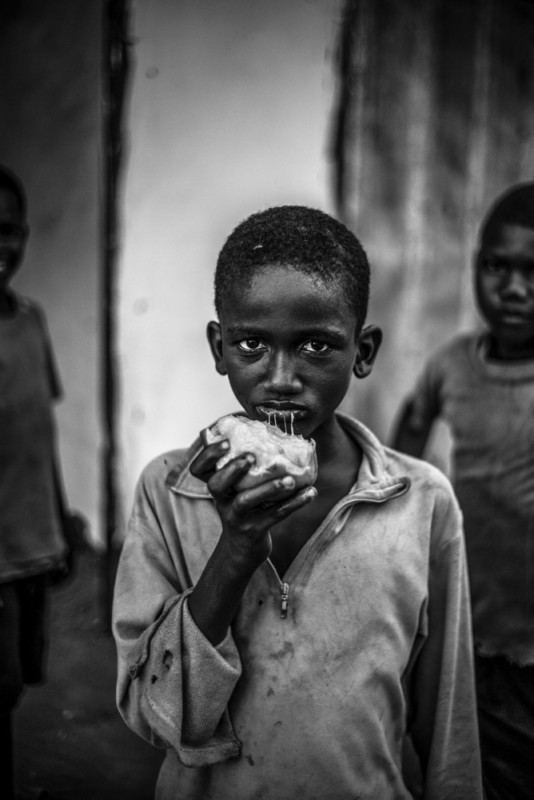 REPORTAGE SUR LA SITUATION ALIMENTAIRE DANS LE CAMP DE GONDJE , AU SUD DU TCHAD.