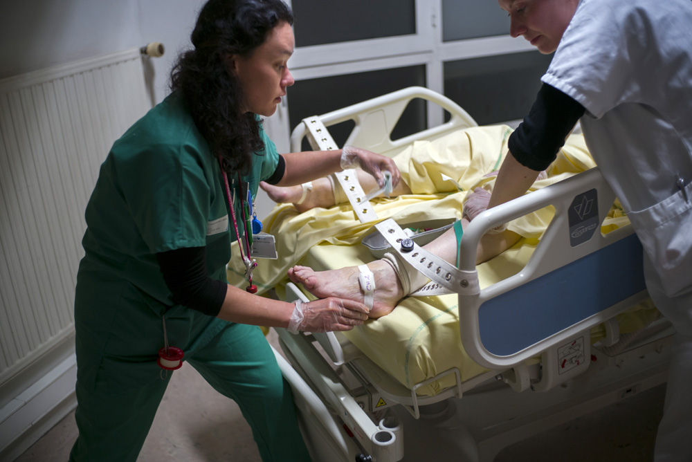 IMMERSION AUX URGENCES DE L'HOPITAL LARIBOISIERE A PARIS.