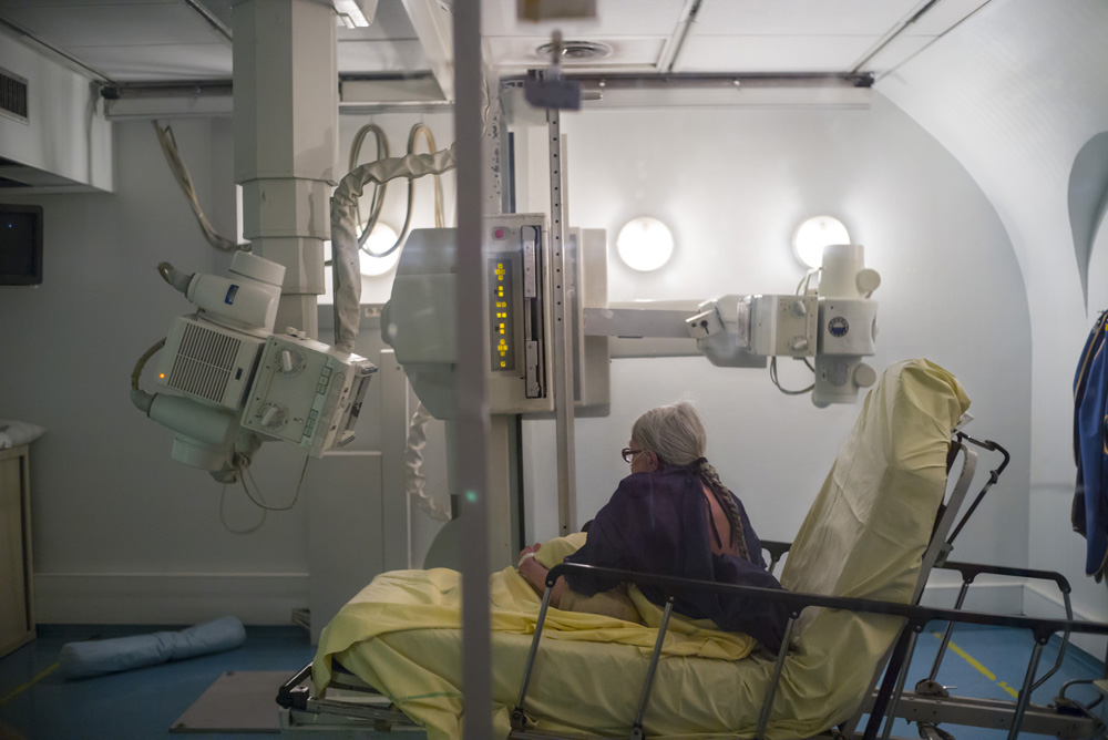 IMMERSION AUX URGENCES DE L'HOPITAL LARIBOISIERE A PARIS.