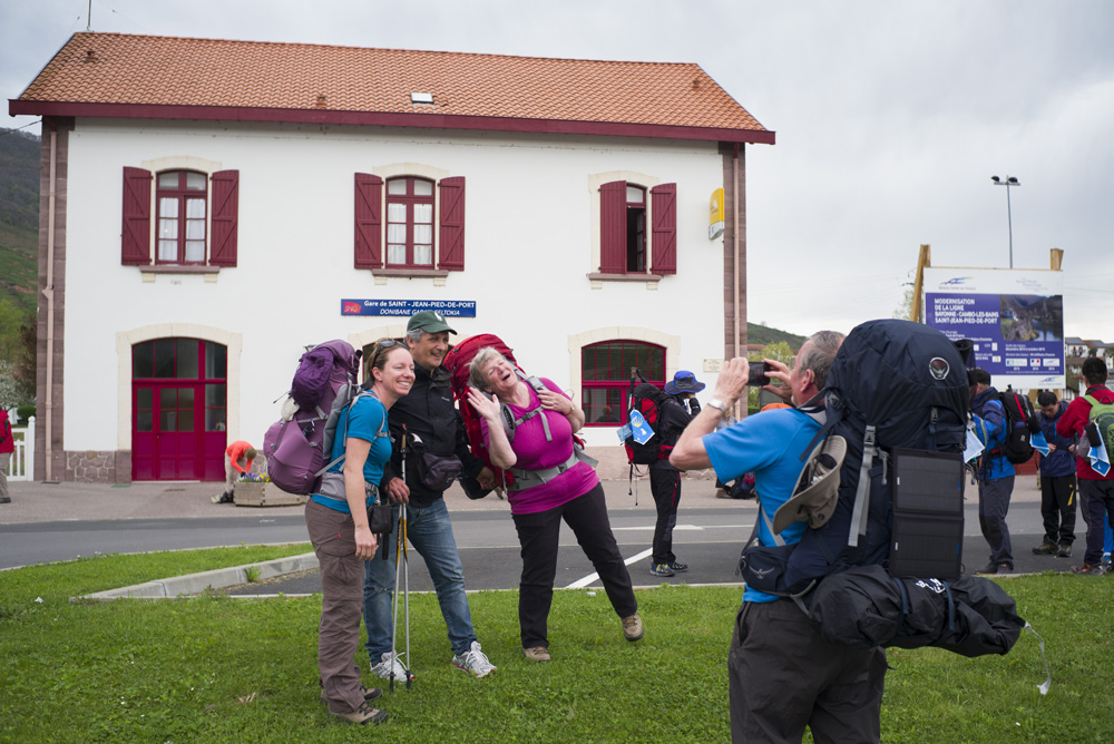 LE PELERINAGE DE SAINT-JACQUES-DE-COMPOSTELLE, SUR LE CAMINO FRANCES EN ESPAGNE.