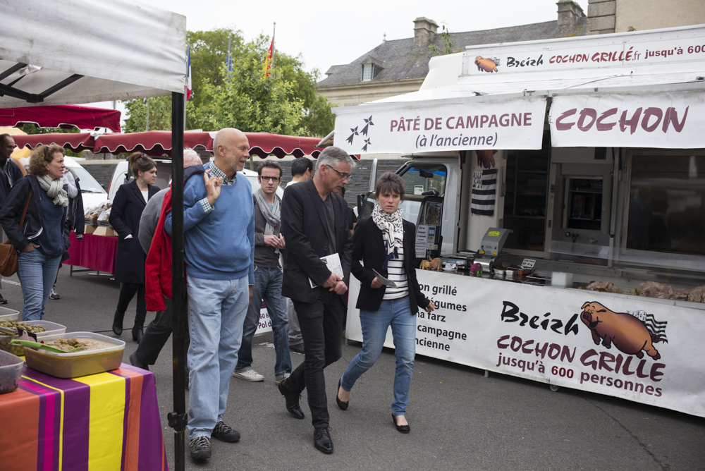 REPORTAGE SUR UNE  CANDIDATE AUX LEGISLATIVES 2017, SANDRINE LE FEUR, DANS LE FINISTERE.