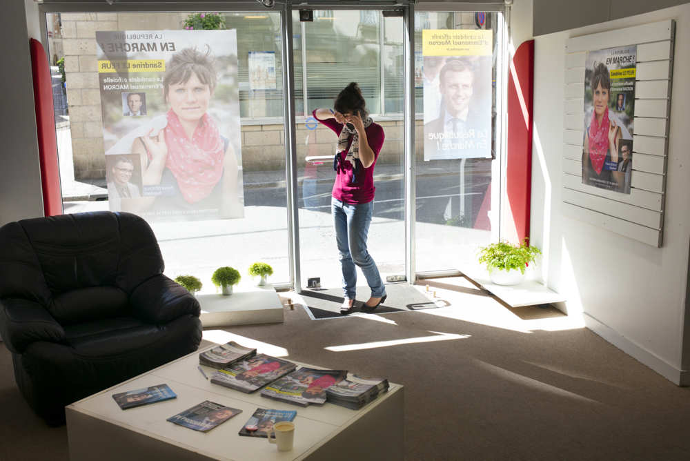 REPORTAGE SUR UNE  CANDIDATE AUX LEGISLATIVES 2017, SANDRINE LE FEUR, DANS LA 4EME CIRCONSCRIPTION DU FINISTERE.