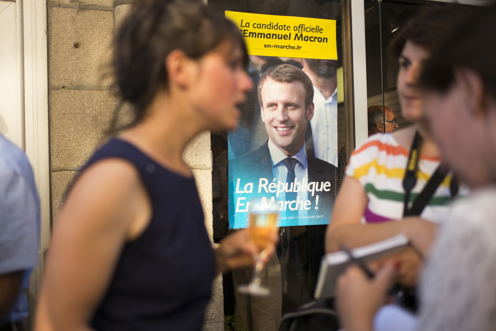 REPORTAGE SUR UNE  CANDIDATE AUX LEGISLATIVES 2017, SANDRINE LE FEUR, DANS LA 4EME CIRCONSCRIPTION DU FINISTERE.