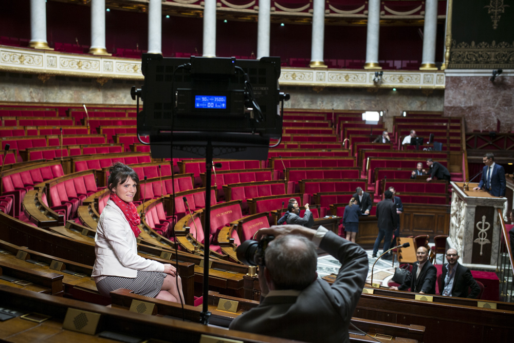 SANDRINE LE FEUR, DEPUTE EN MARCHE DU FINISTERE, ENTRE A L'ASSEMBLEE NATIONALE.