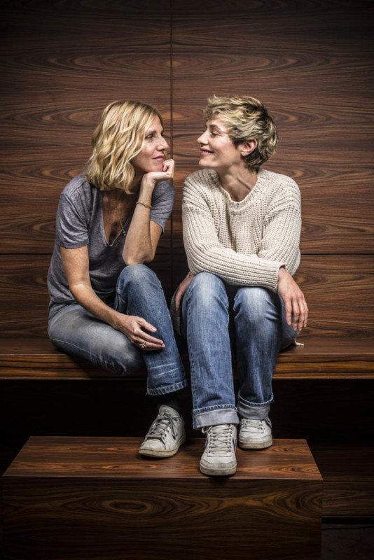 PORTRAIT DES ACTRICES CECILE DE FRANCE ET SANDRINE KIBERLAIN.