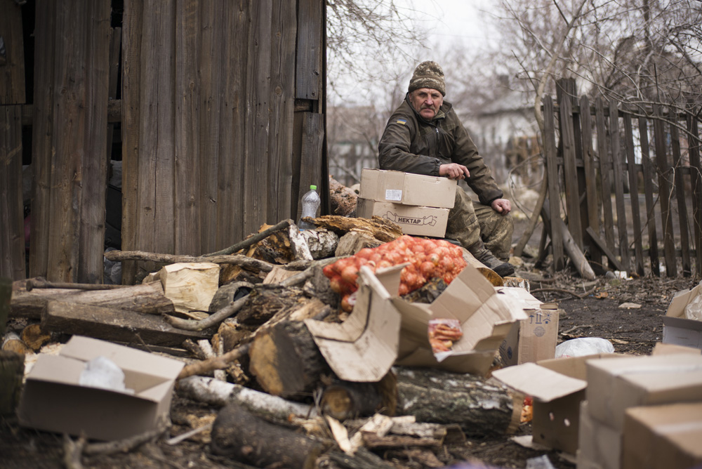 UN VILLAGE SUR LA LIGNE DE FRONT UKRAINIENNE.