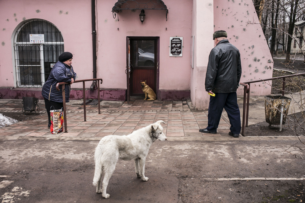 UN VILLAGE SUR LA LIGNE DE FRONT UKRAINIENNE.