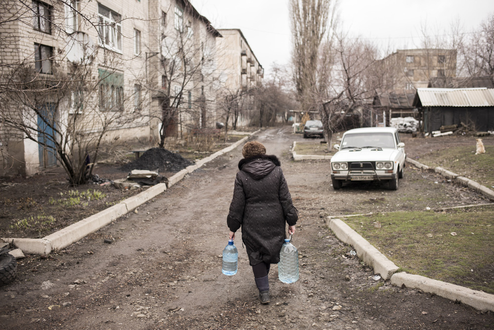 UN VILLAGE SUR LA LIGNE DE FRONT UKRAINIENNE.