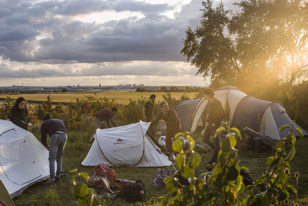 LE PROJET EUROPACITY FACE A UNE ACTION DE MILITANTS ECOLOGISTES.