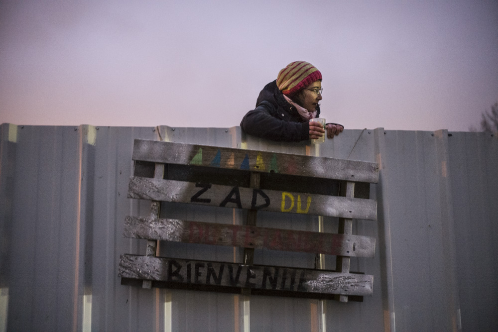 OCCUPATION DE LA ZAD DE GONESSE, CONTRE LA BETONNISATION DES TERRES AGRICOLES.