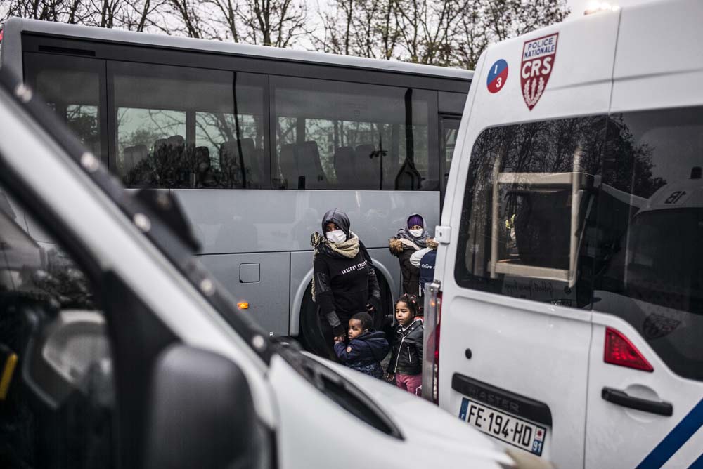 EVACUATION DU CAMP DE MIGRANTS ET REFUGIES DE SAINT-DENIS.