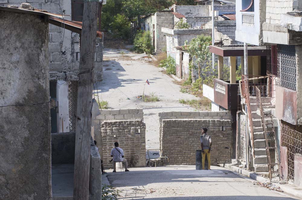 REPORTAGE SUR LES CONSEQUENCES DE LA GUERRE DES GANGS A PORT-AU-PRINCE.